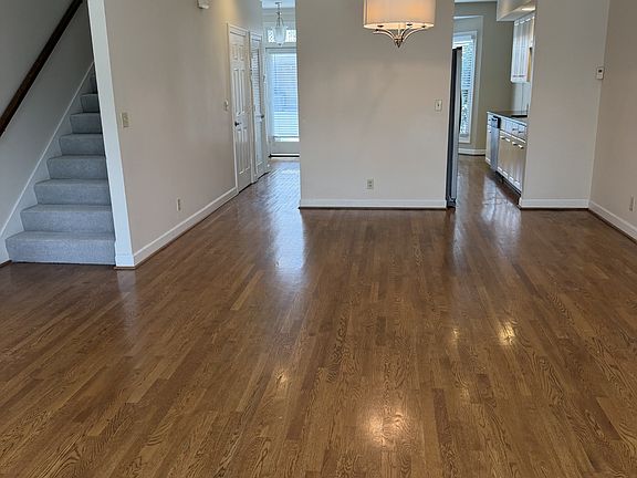 5th image of 354 Ardsley Pl