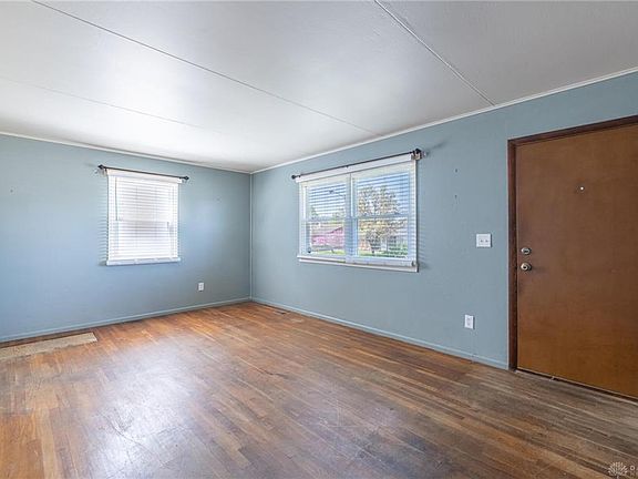 5th image of 800 Allen Dr