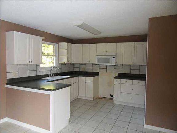 2nd image of 10753 Tiara Dr
