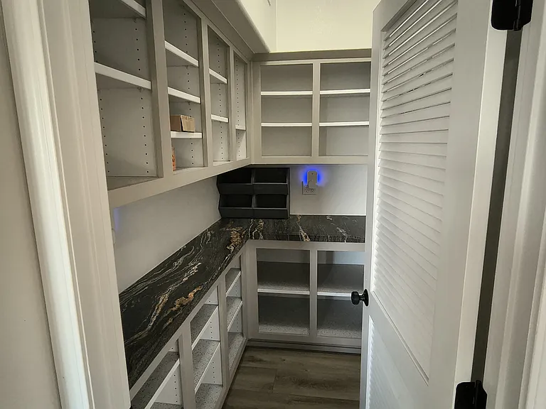 2828 La Cresta Rd — Photo 8