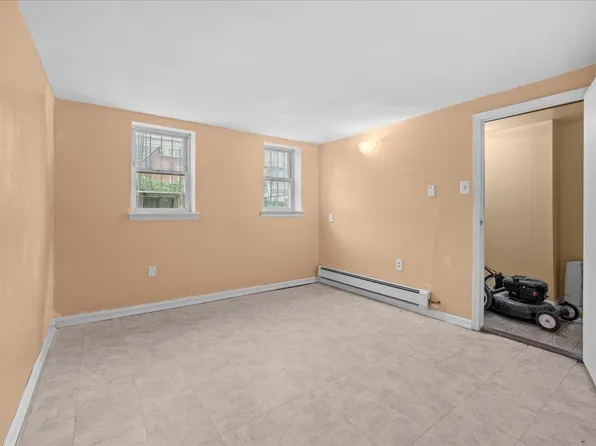 677 East 92nd Street image 9 of 10