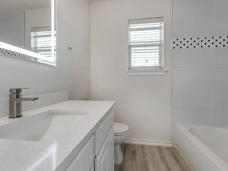 3207 Barksdale Dr — Photo 35
