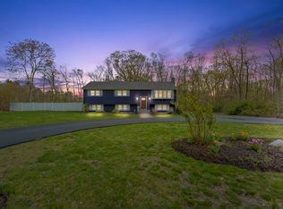 478 Fairview Ave, Rehoboth, MA 02769