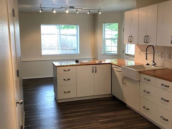 5th image of 5515 NE 82nd Ave APT 11