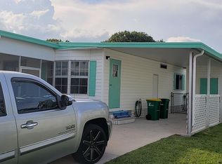 1030 Wren Cir, Barefoot Bay, FL 32976