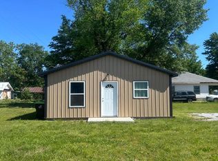 510 W 2nd St, Baxter Springs, KS 66713