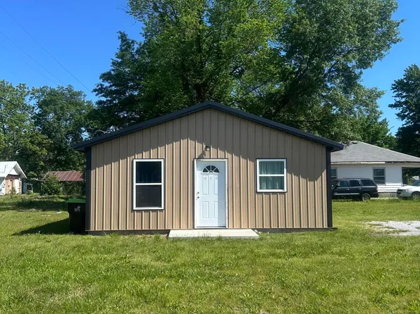 510 W 2nd St, Baxter Springs, KS 66713