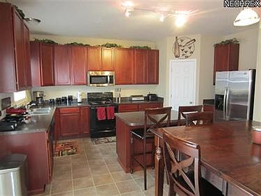 2nd image of 4035 Turnberry Dr