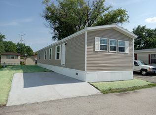 1157 Willow Ln, Justice, IL 60458