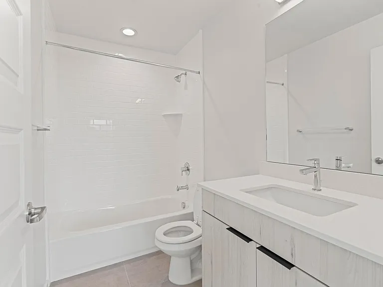 1689 S West Temple St — Photo 19