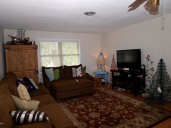 5th image of 5812 LANDING Court
