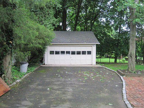 4th image of 54 Park Ln