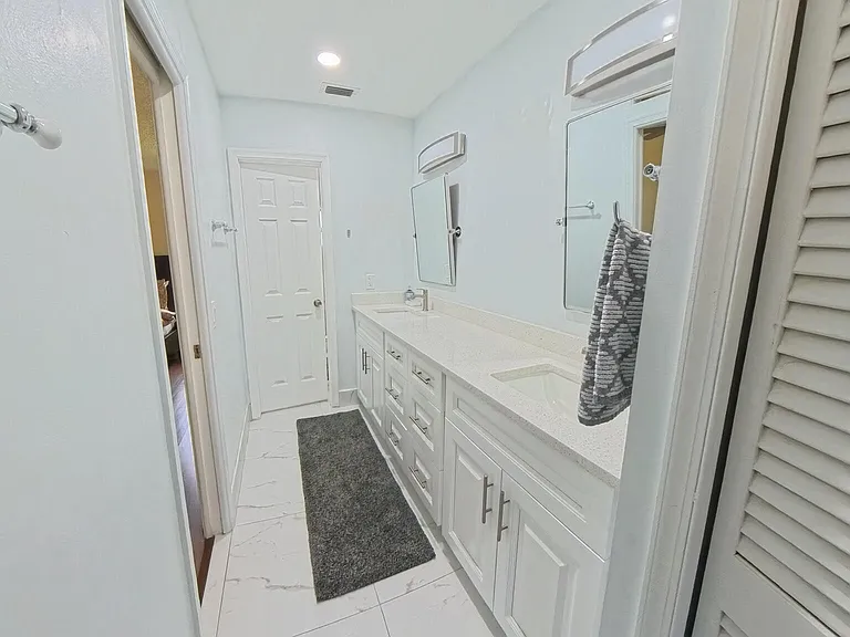 13484 Jonquil Ct — Photo 15