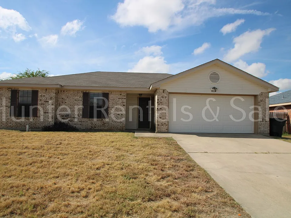 4604 Fieldcrest Dr