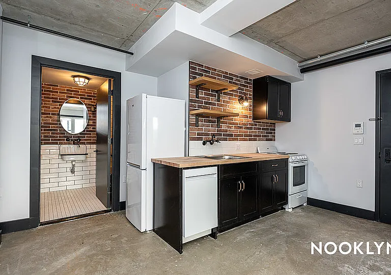 639 Foster Ave #102 — Photo 3