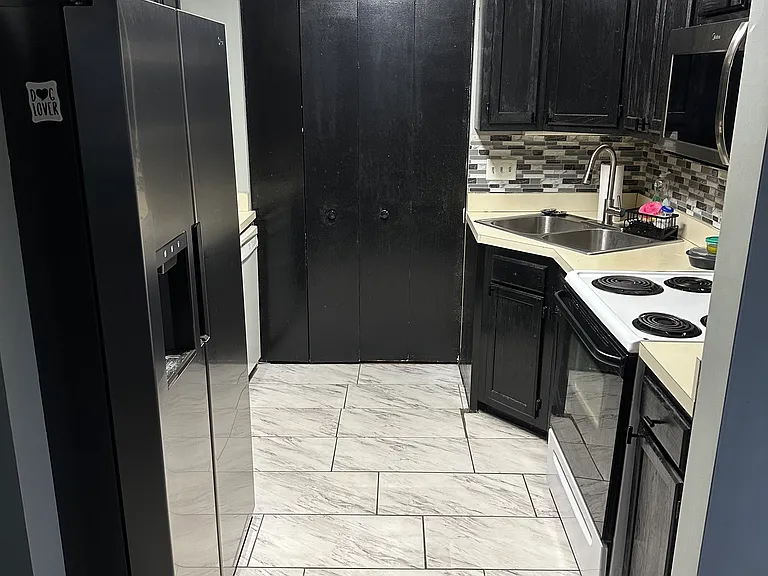 104 Holly Ct — Photo 10