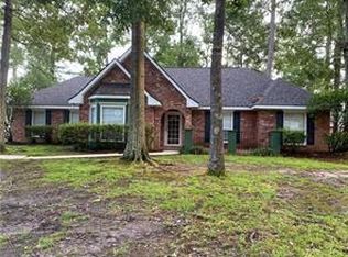 127 Madewood Dr, Mandeville, LA 70471