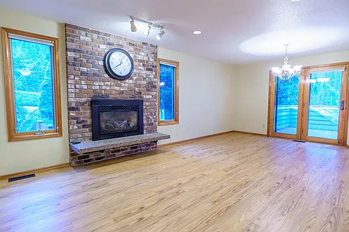 18315 147th Ct NE Photo 1