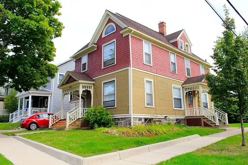 802 E Kingsley St #6