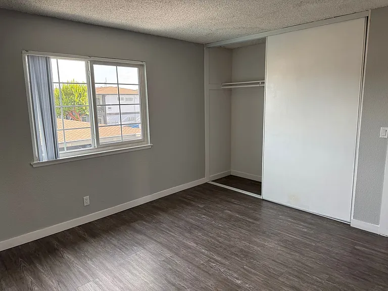 Villa Del Sol Apartments — Photo 130