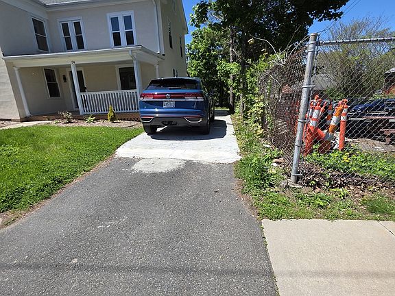 3rd image of 54 Prospect St