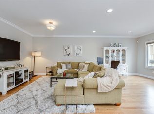 12 Jacobs Lndg, Secaucus, NJ 07094