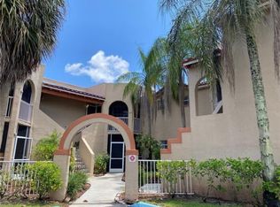 8734 SW 3rd St APT 107, Hollywood, FL 33025
