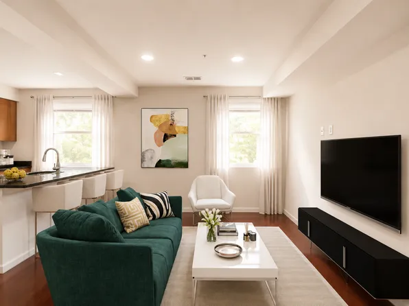 1310 K St SE APT 4, Washington, DC 20003