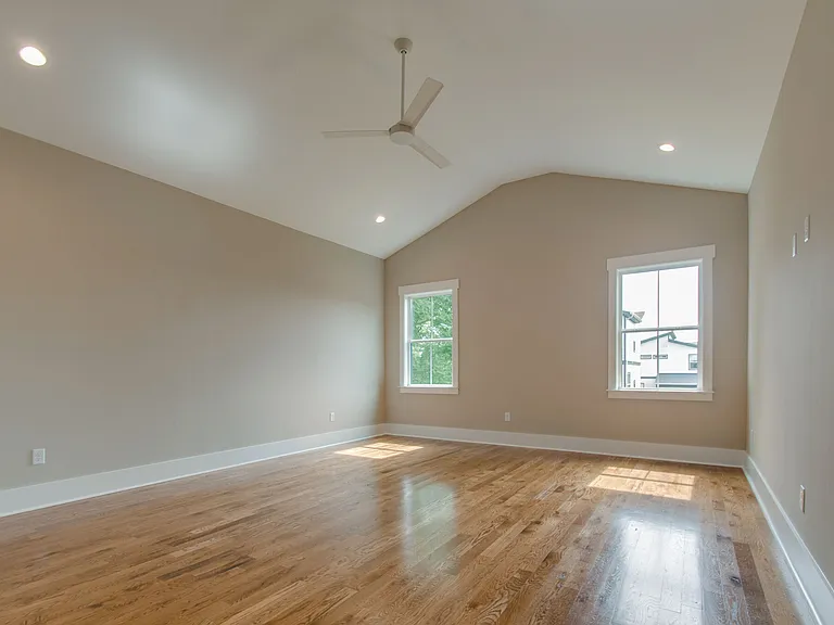 652-652A Vernon Ave #A — Photo 20