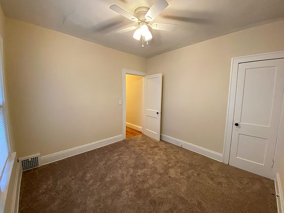 4th image of 2294 Wascana Ave
