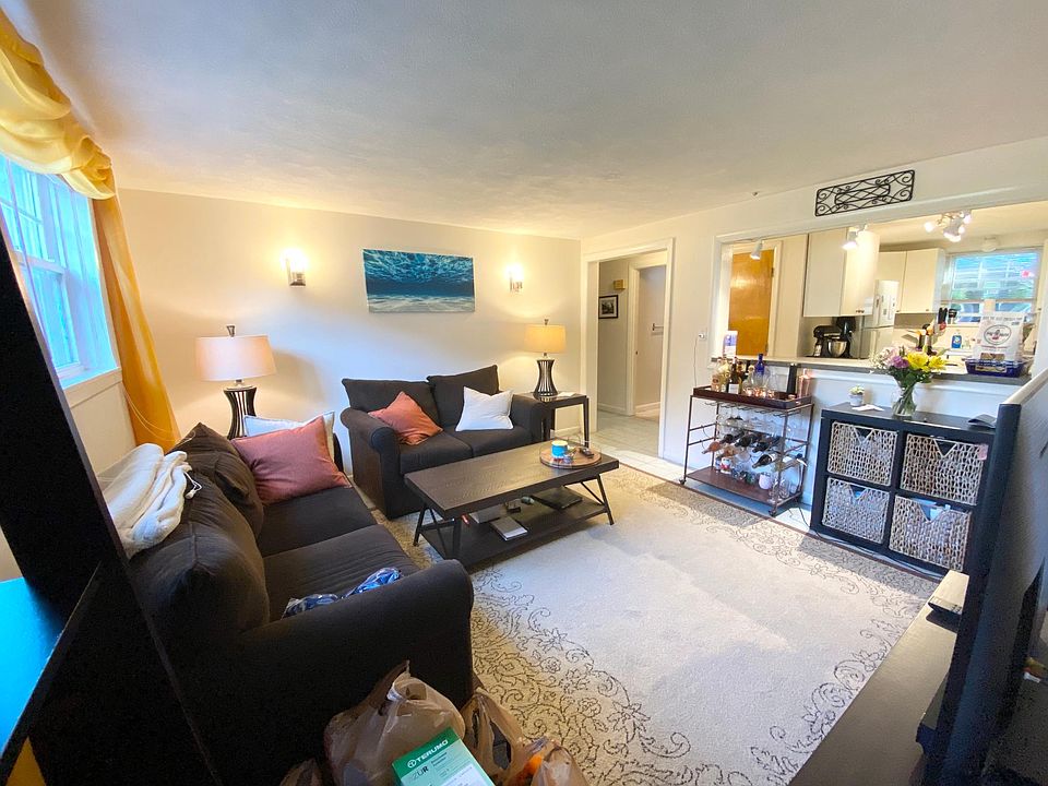 1st image of 33 Mullin Ave APT 5