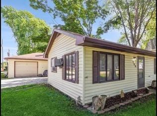 209 N 2nd St, Milo, IA 50166