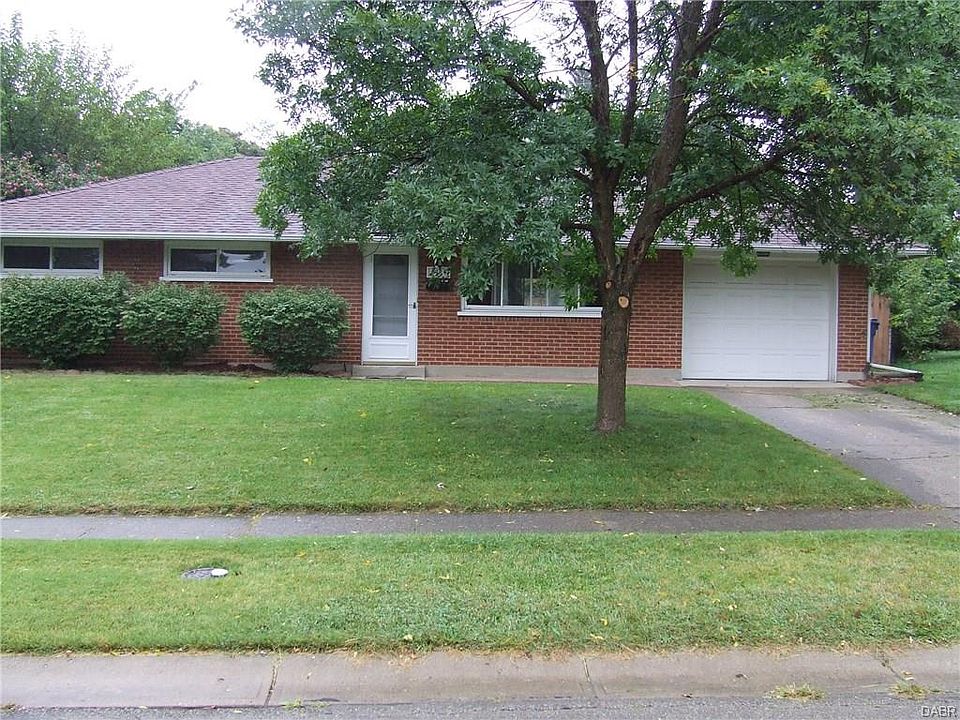 1st image of 4989 Sabra Ave