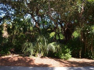 376 Morning Glory Ln, Marco Island, FL 34145