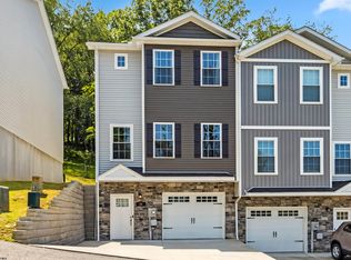 26 Misty Ln, Fairmont, WV 26554