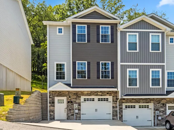 26 Misty Ln, Fairmont, WV 26554