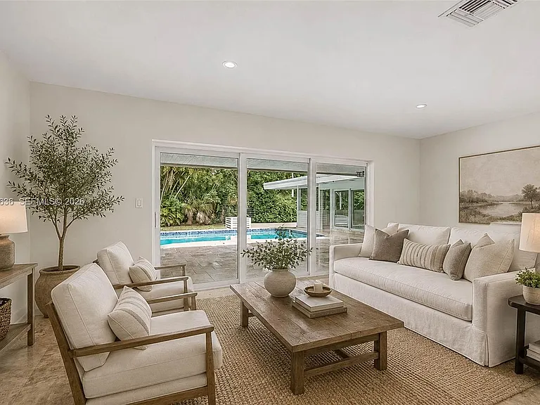 15540 SW 82nd Ct — Photo 4