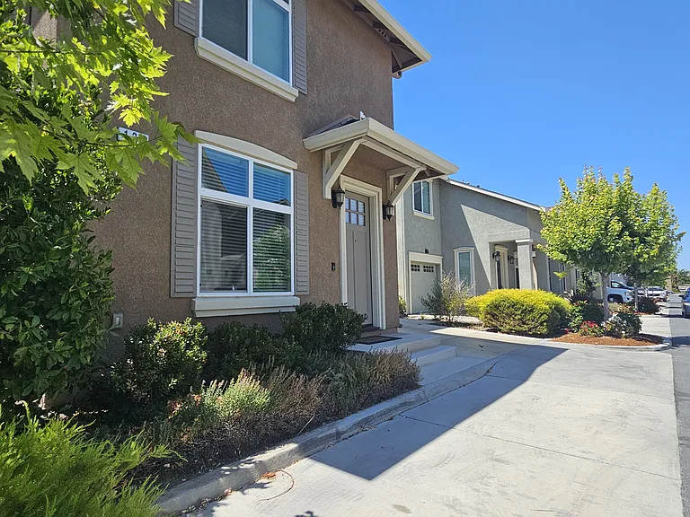 120 Springtime Cir — Photo 6