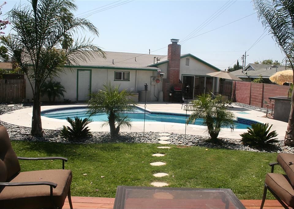 Tropical Paradise! Come and be surrounded by luxury on your Private Deck as yo