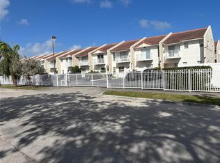 2050 NE 140th St APT 12, North Miami Beach, FL 33181
