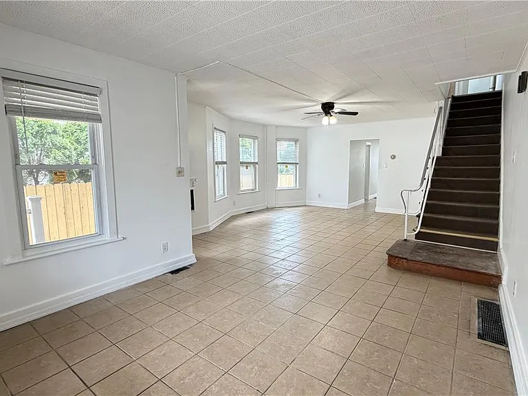 204 S Carlisle St — Photo 6