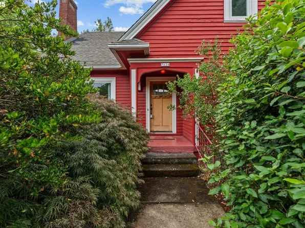 7634 N Albina Ave, Portland, OR 97217