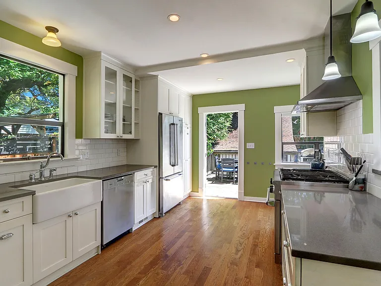 6526 Jones Ave NW — Photo 11