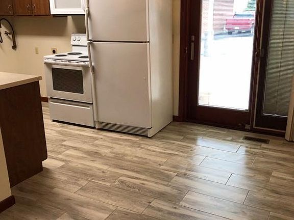 4th image of 4517 Croftshire Dr