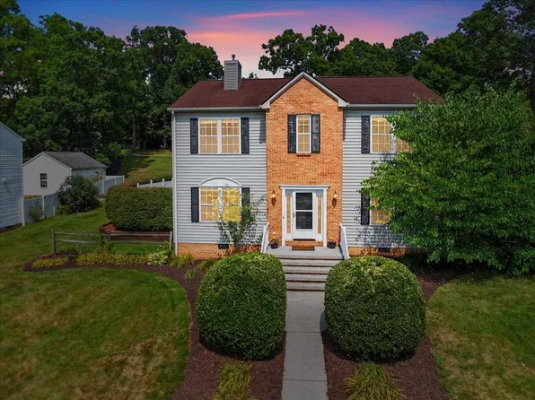 240 Robert St, Christiansburg, VA 24073