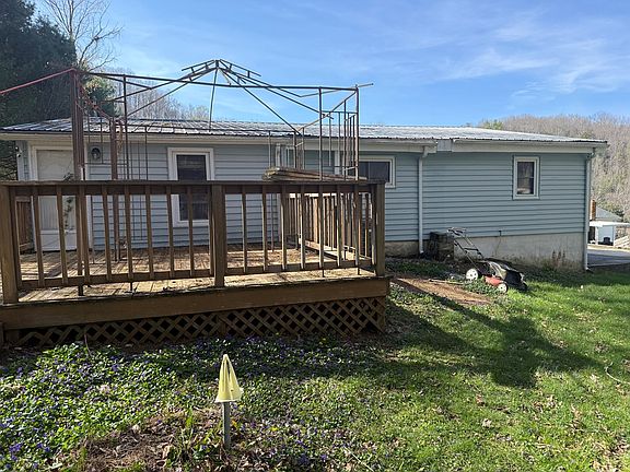 5th image of 664 Currin Valley Rd