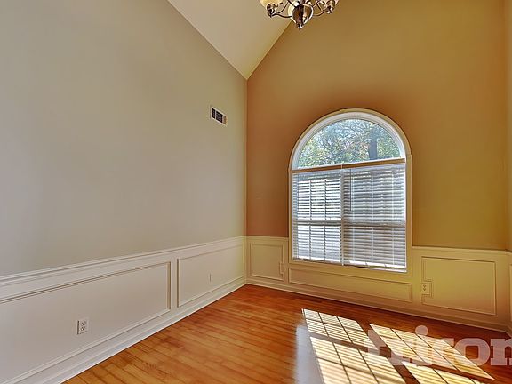 4th image of 45 Pebble Creek Dr