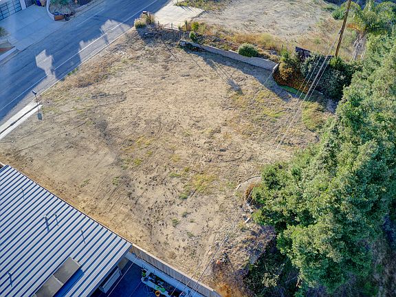 5th image of 832 Colina Vis
