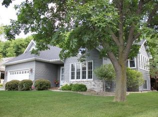 14389 Vernon Ave, Savage, MN 55378