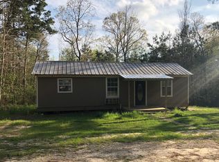 33 Sand Ln, Sumrall, MS 39482